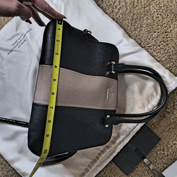 Kate Spade Purse - Picture 9 of 12